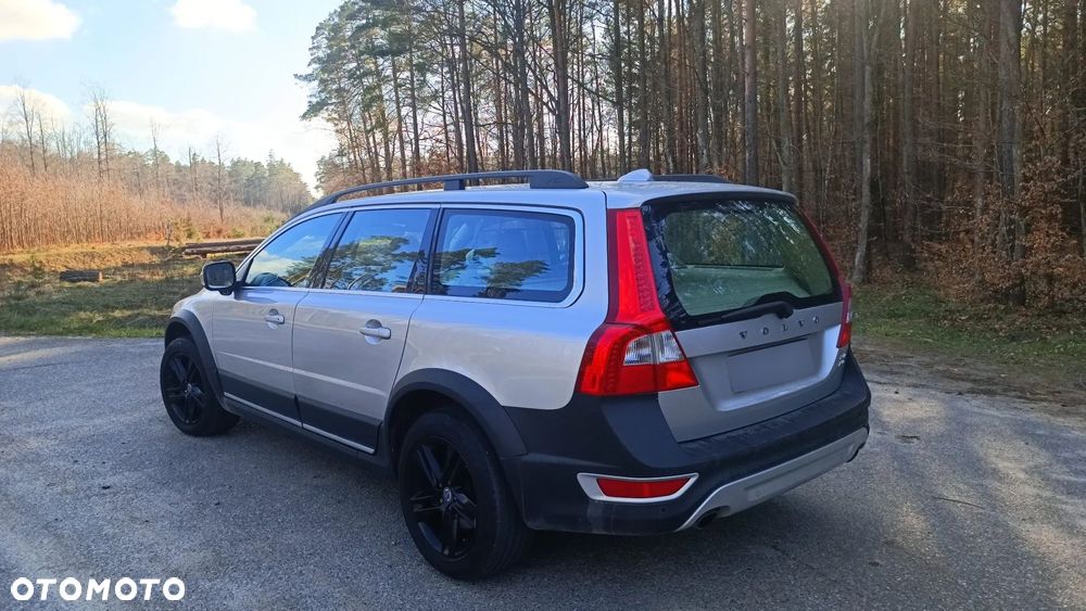 Volvo XC 70 - 4