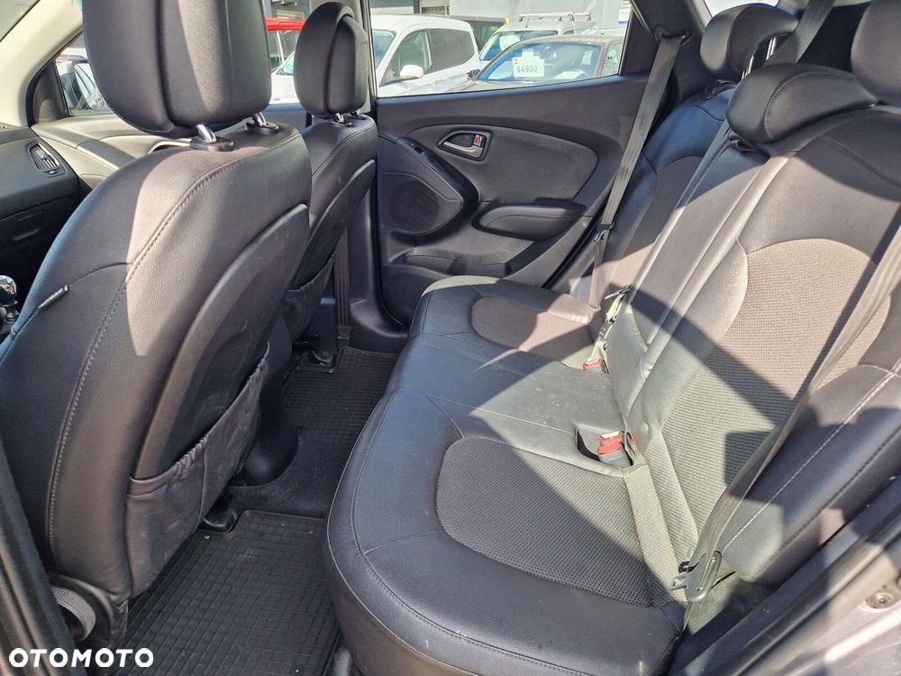 Hyundai ix35 1.6 GDI Comfort 2WD - 24