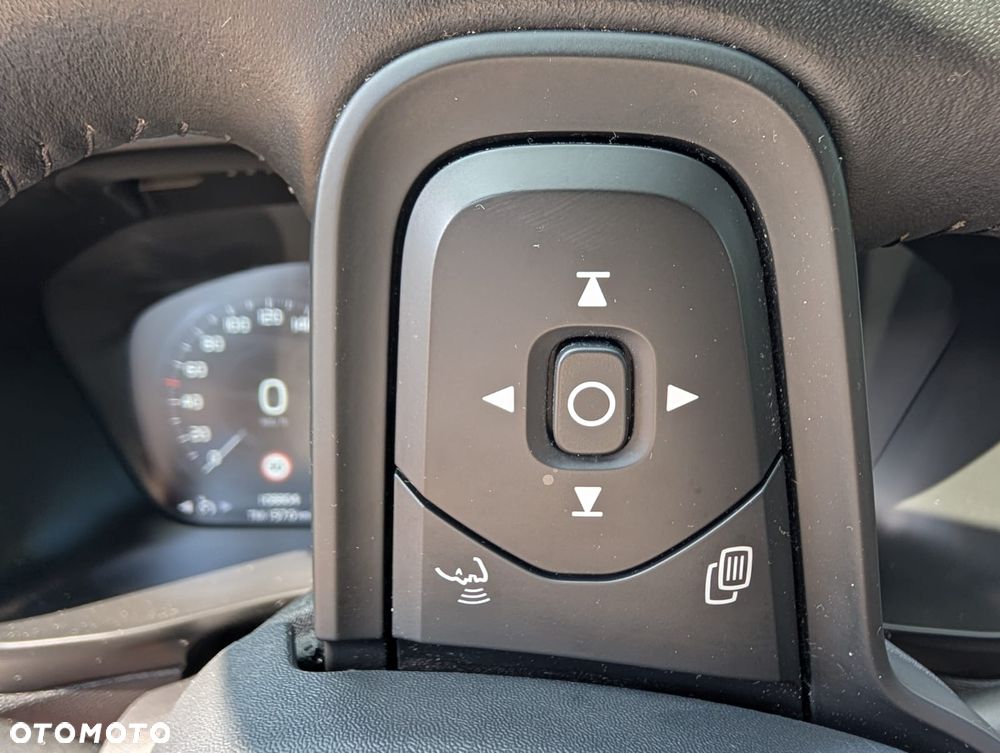 Volvo XC 40 T3 - 14