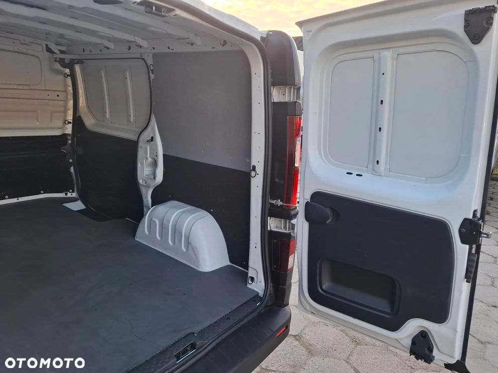 Renault Trafic Klima 3osobowy 115KM POJEDYNCZE TURBO - 21