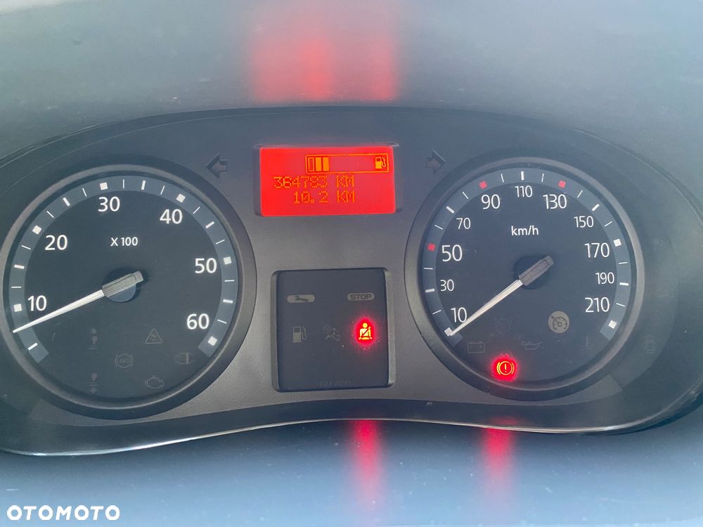 Renault Trafic - 21
