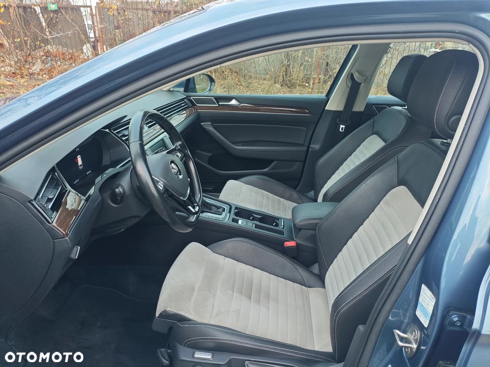 Volkswagen Passat 2.0 TDI BMT 4Mot Highline DSG - 12