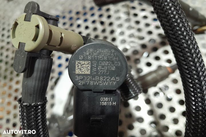 Kit injectie (pompa, rampa, injectoare) 057130764AB  / 0281006075 / 0 - 4