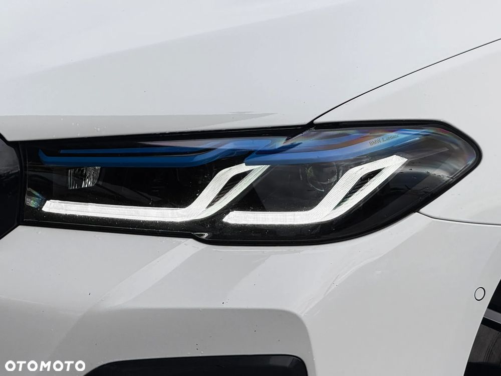 BMW Seria 5 520d xDrive M Sport Edition - 7