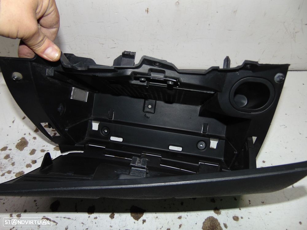 Fiat punto porta luvas - 2