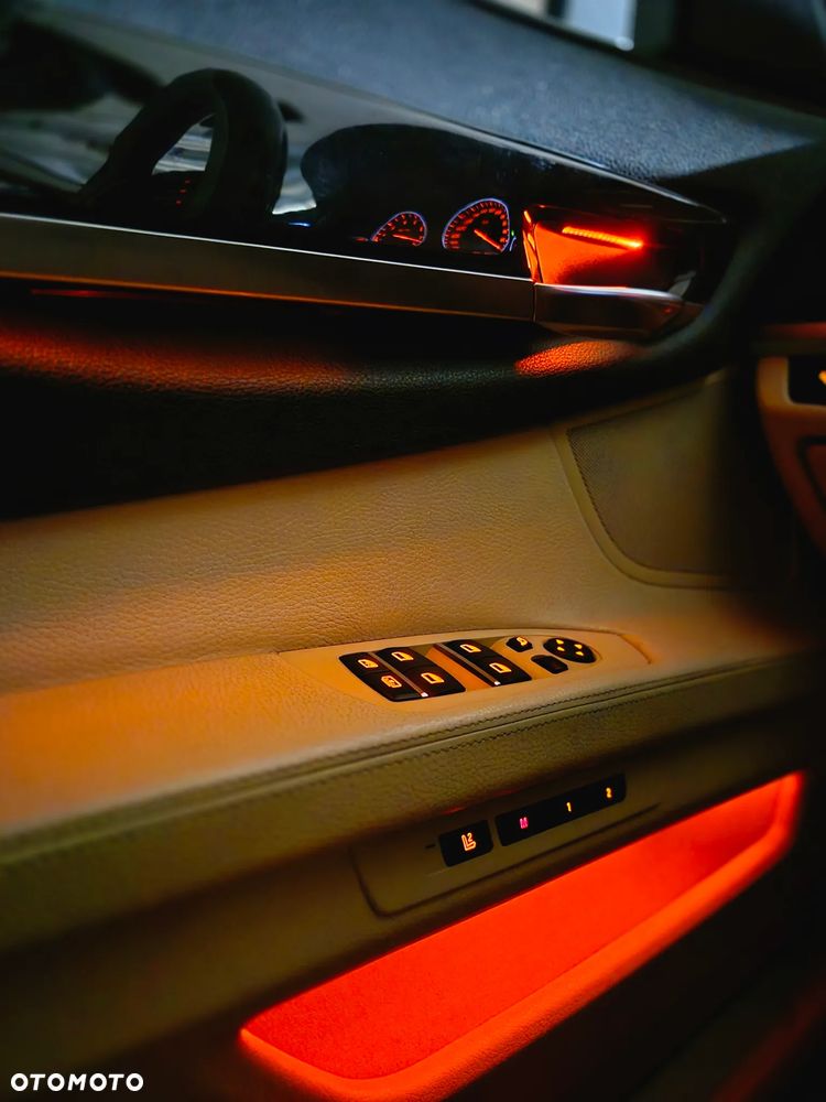 BMW Seria 7 - 29