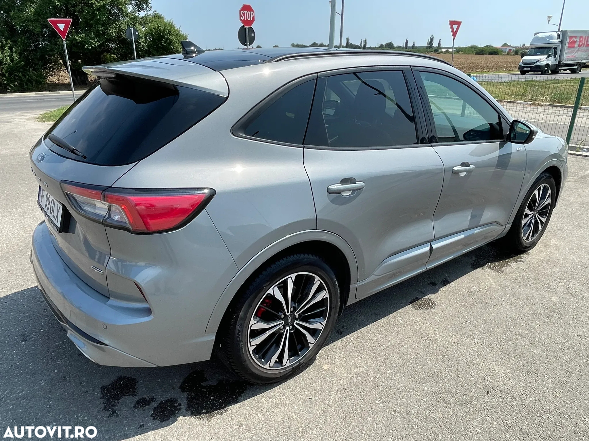 Ford Kuga 2.5 Duratec PHEV ST Line X Graphite Tech - 9