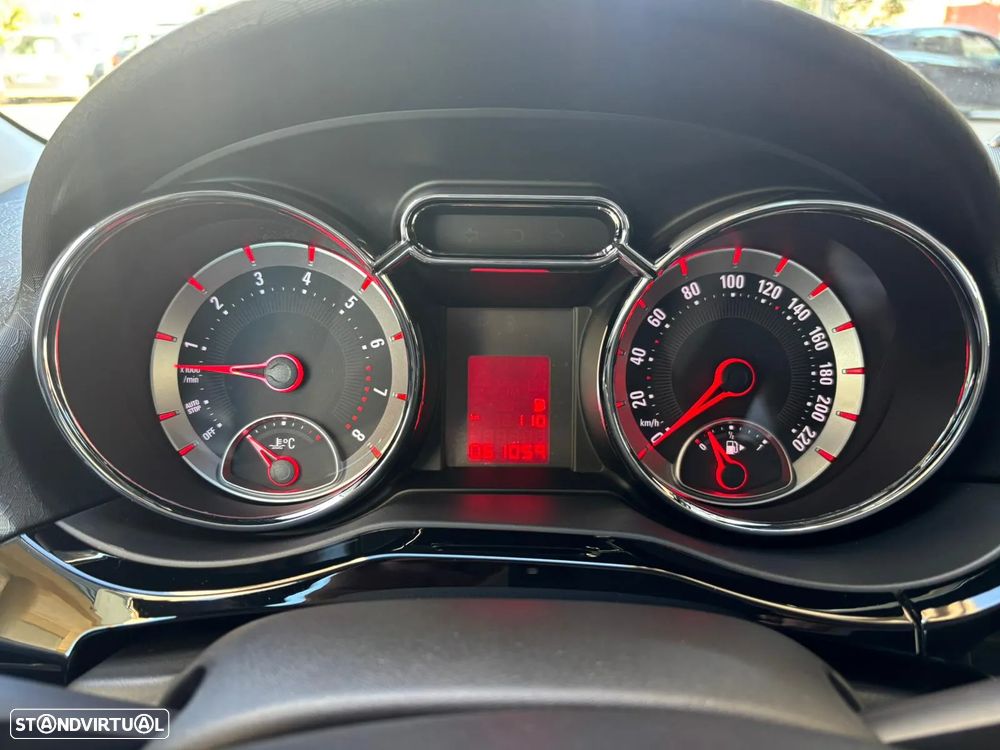 Opel Adam 1.0 T Glam - 29