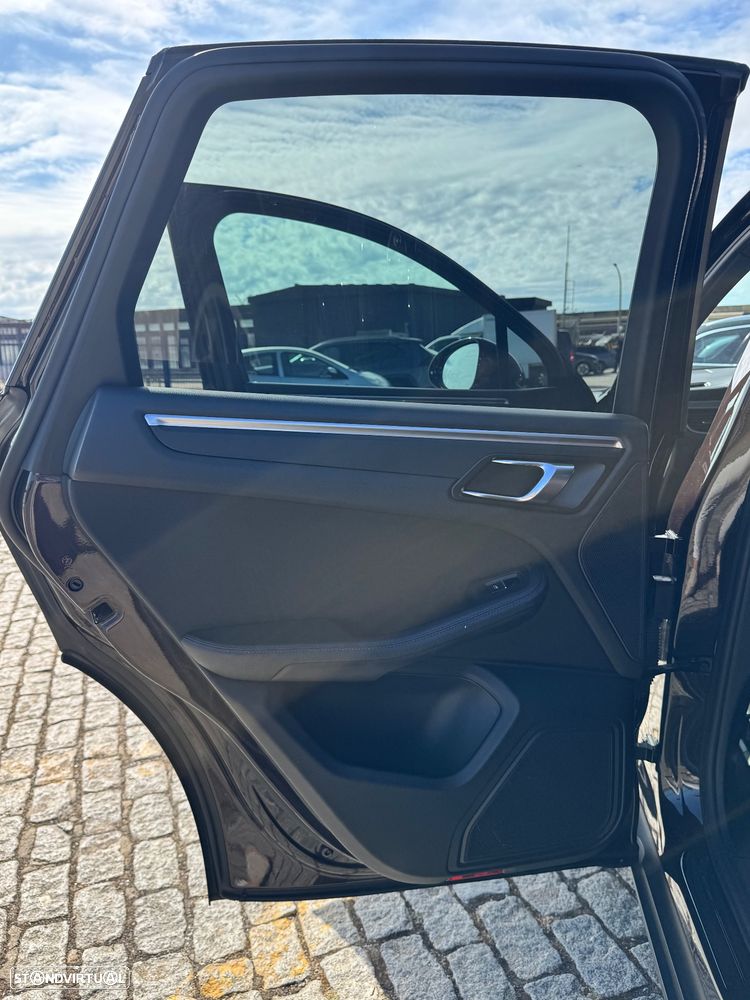 Porsche Macan 2.0T — fotografia 15