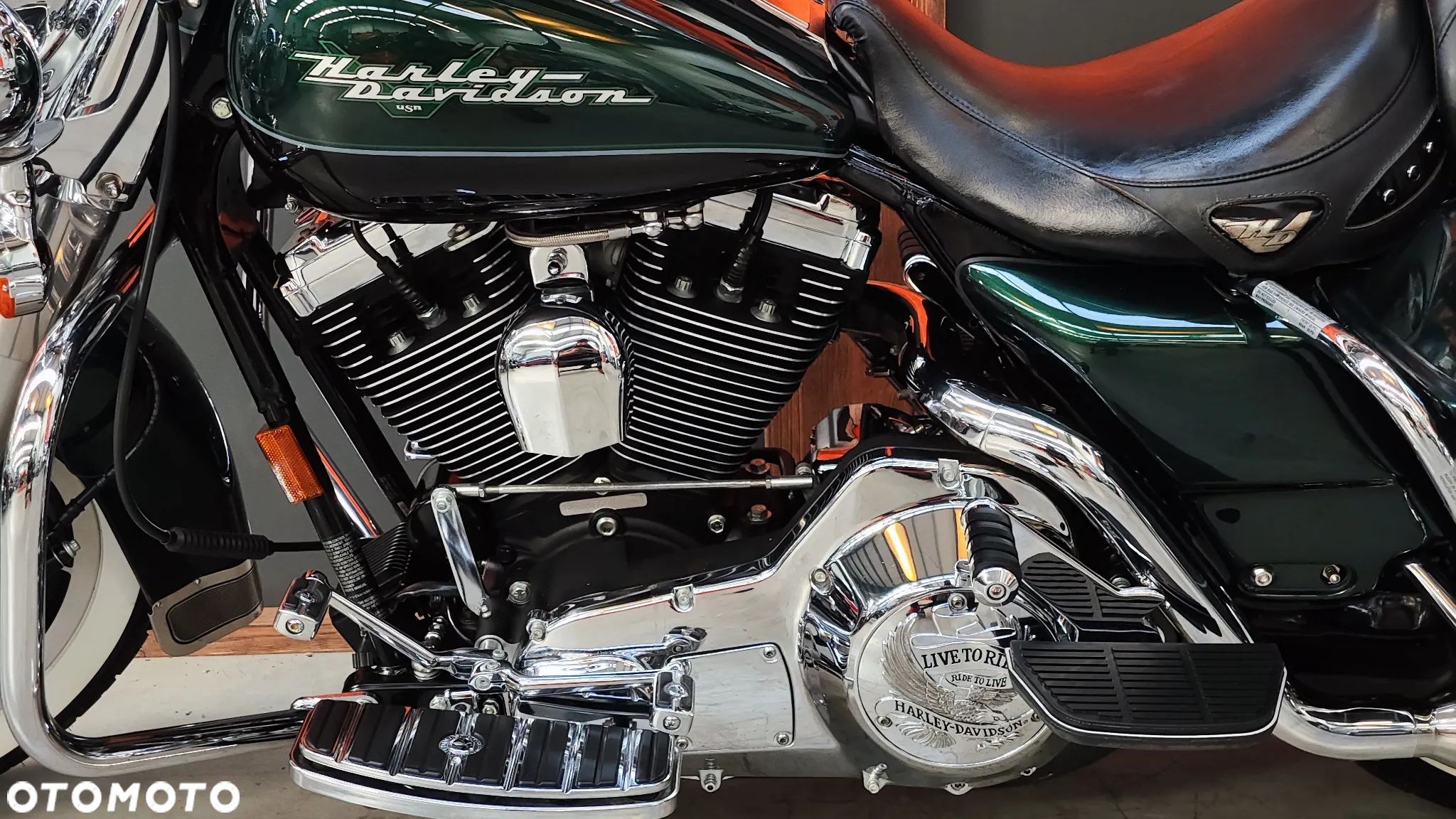 Harley-Davidson Touring Road King - 24