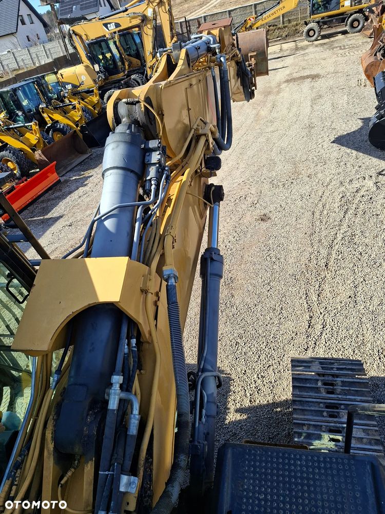 Caterpillar CAT 320 EL - 15