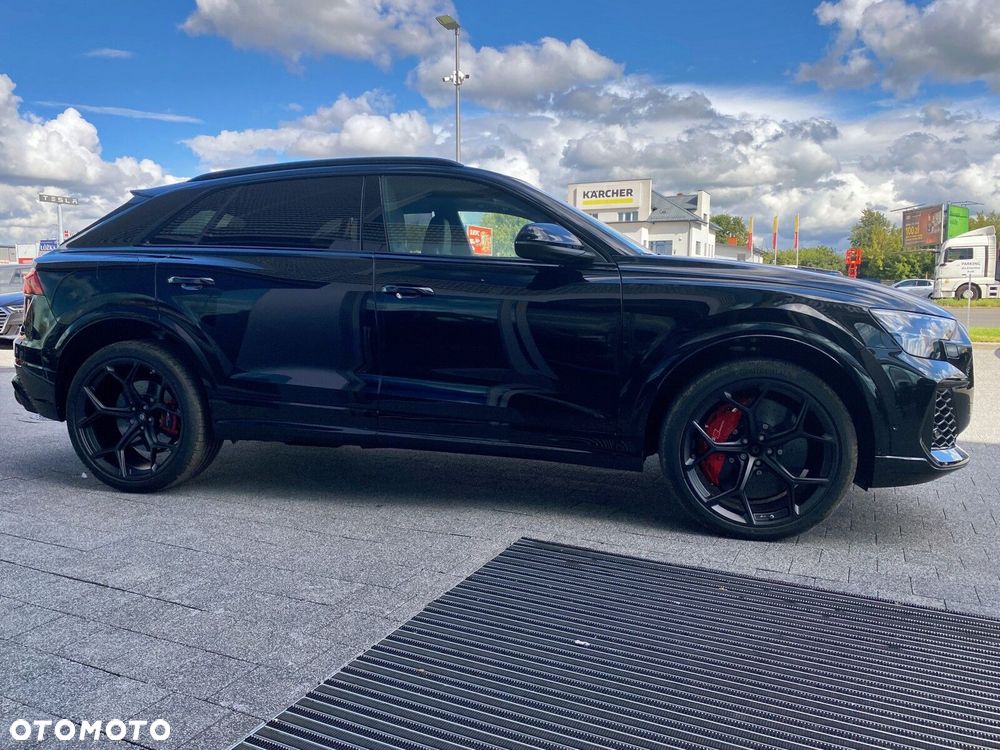 Audi RS Q8 - 11