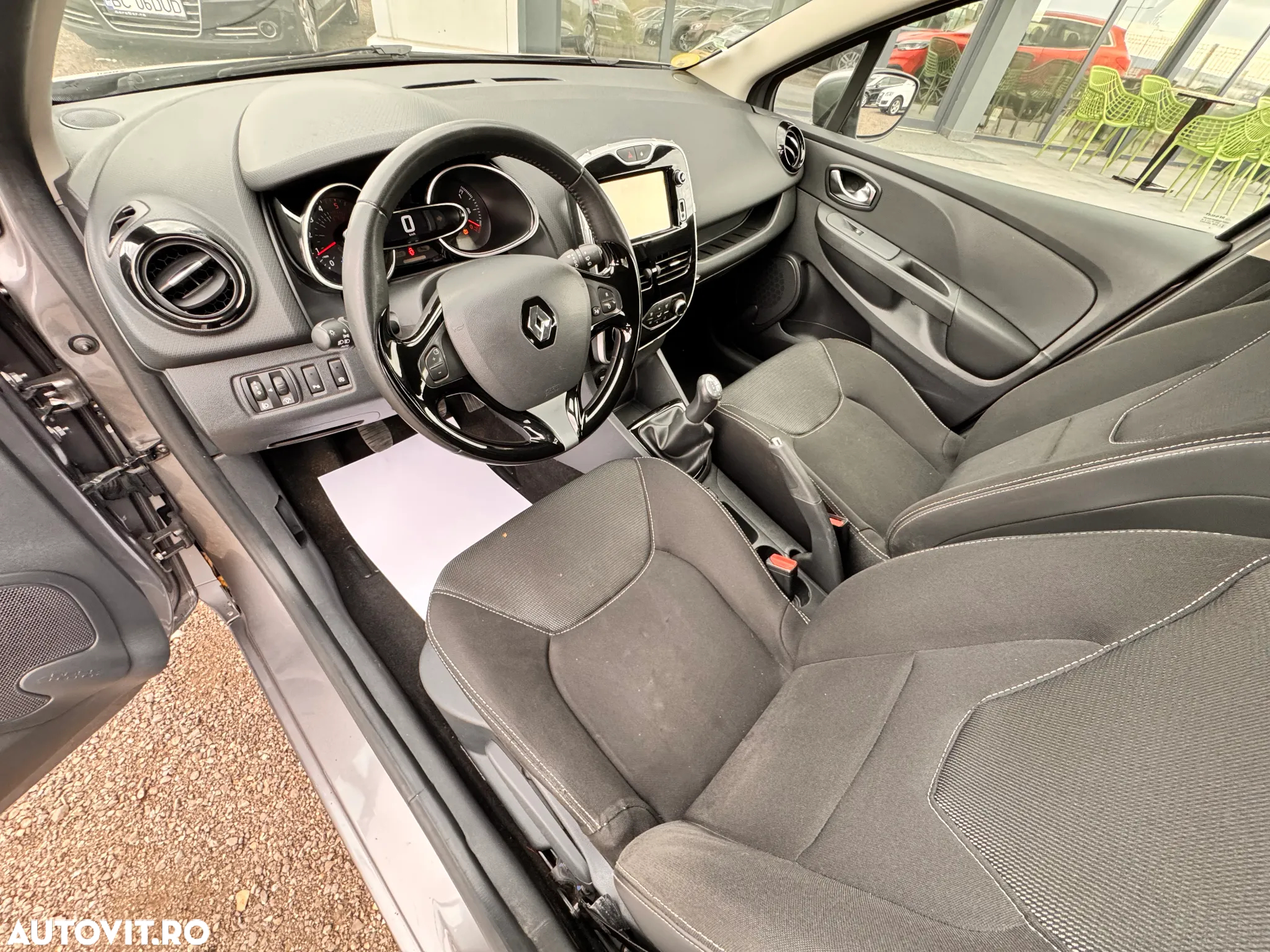 Renault Clio dCi 90 Dynamique - 10