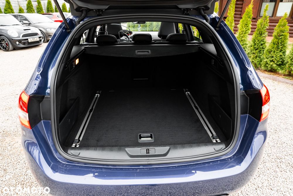 Peugeot 308 PureTech 130 EAT8 GT - 20