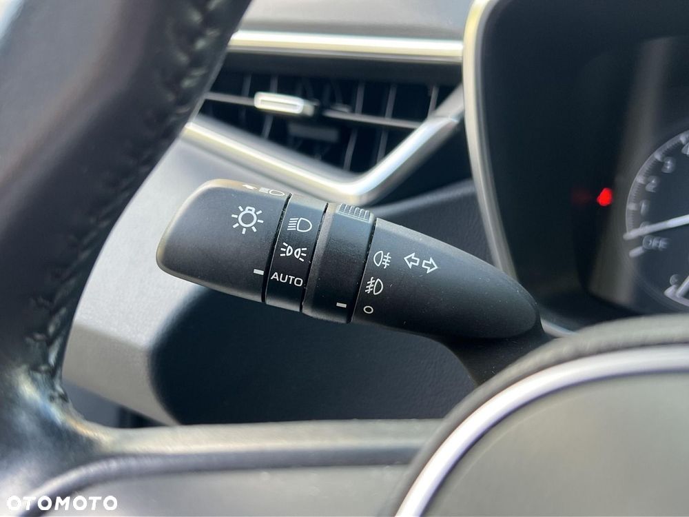 Toyota Corolla 1.8 Hybrid Comfort - 27