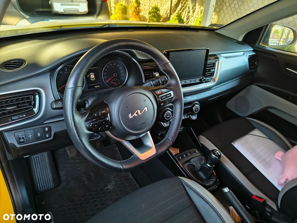 Kia Stonic - 5