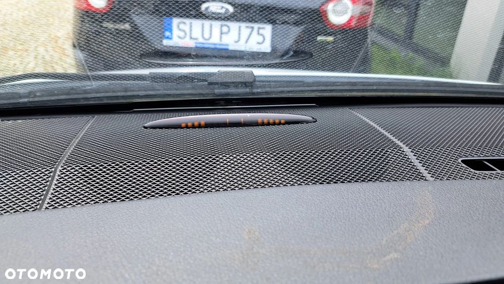 Mercedes-Benz VITO - 19