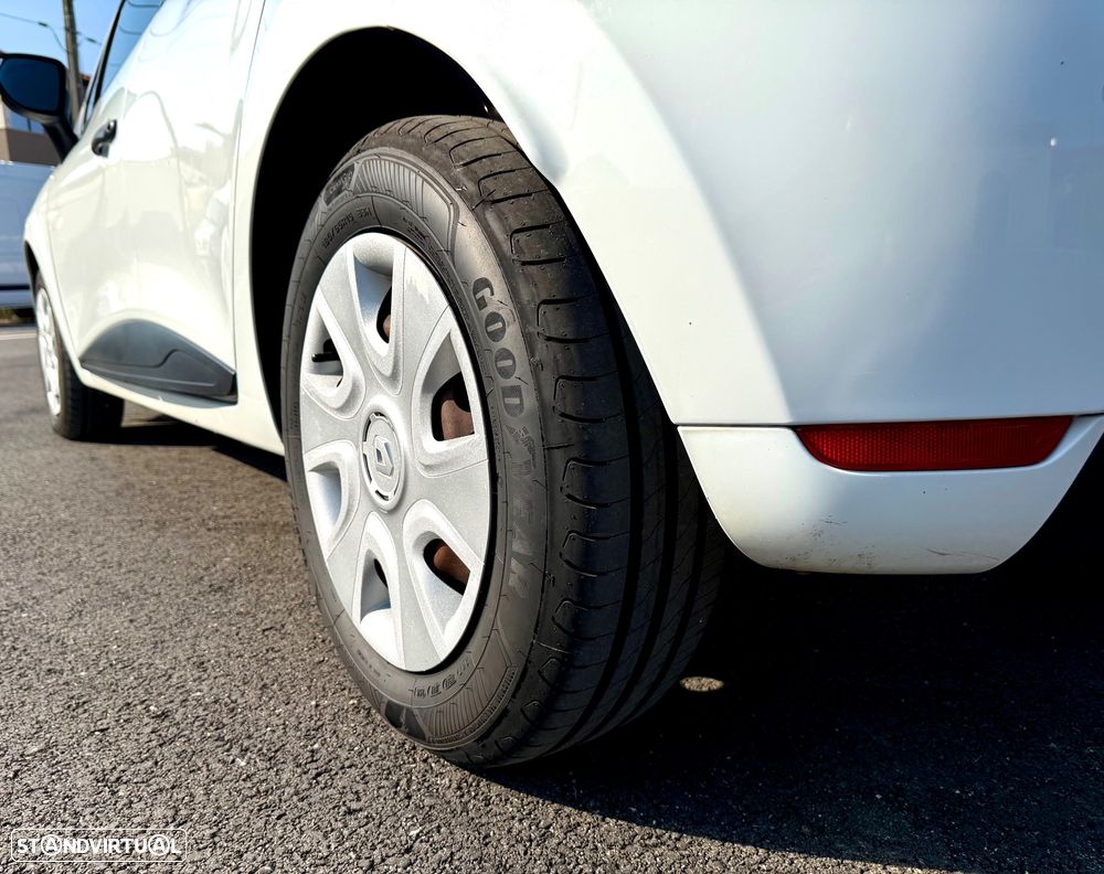 Renault CLIO IV 1.5DCI ZEN AC  | IVA DEDUTÍVEL | 1 DONO - 32