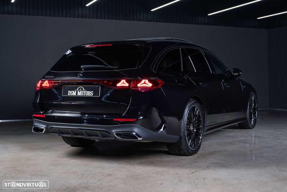 Mercedes-Benz E 300 Standard - 3