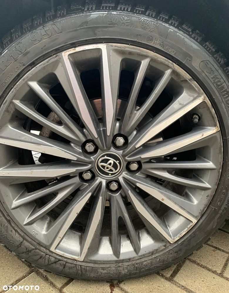 Toyota Avensis 1.8 Selection MS - 16