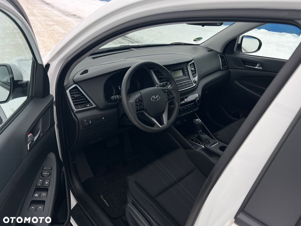 Hyundai Tucson 1.7 CRDI BlueDrive Style 2WD DCT - 17
