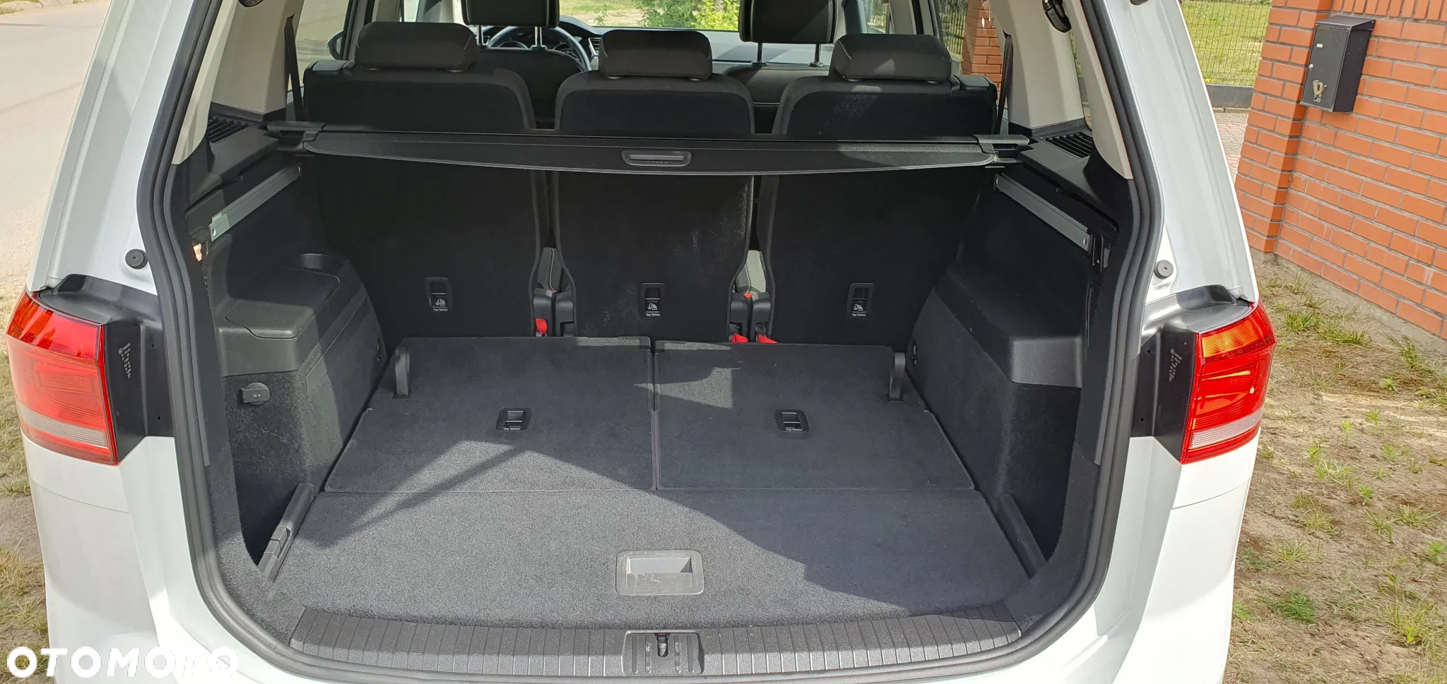 Volkswagen Touran 1.6 TDI SCR Join - 19