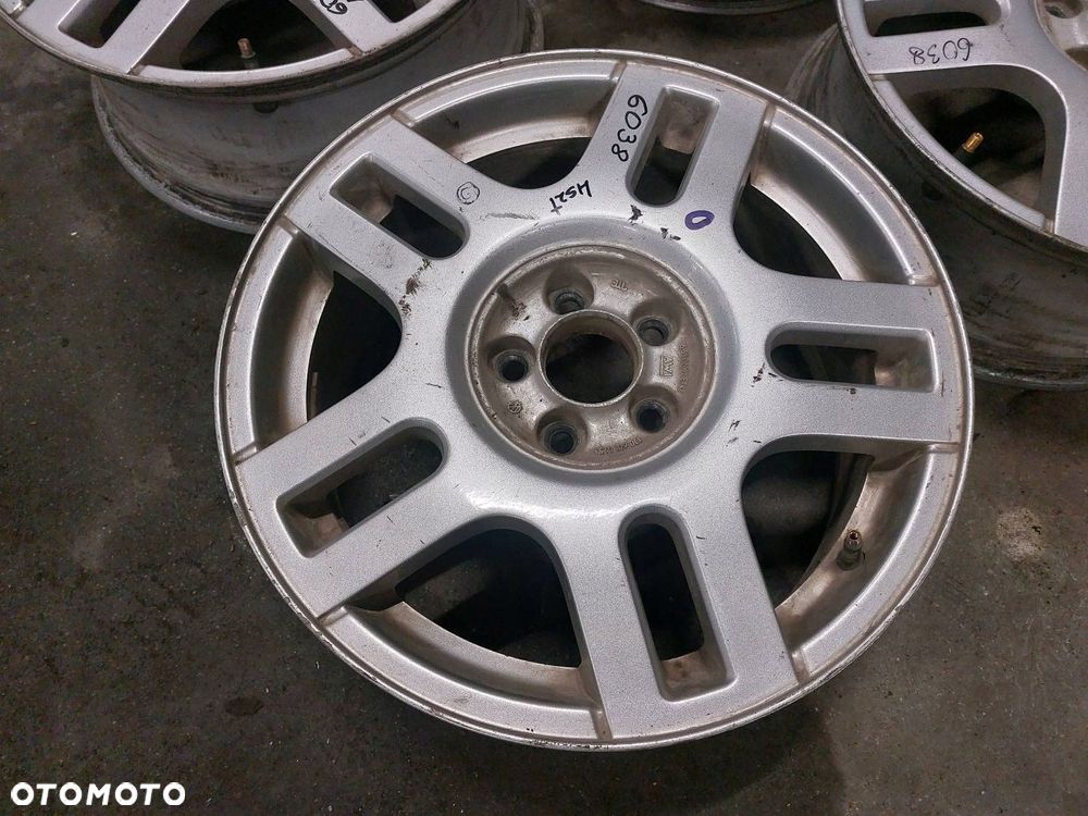 FELGA ALUMINIOWA 4 SZT VW GOLF IV 1J0601025F 5x100 6,5Jx16 ET42 FI57,1 - 3