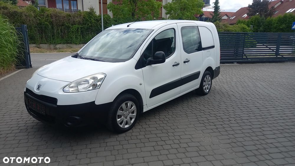 Peugeot Partner L2 Presence - 1