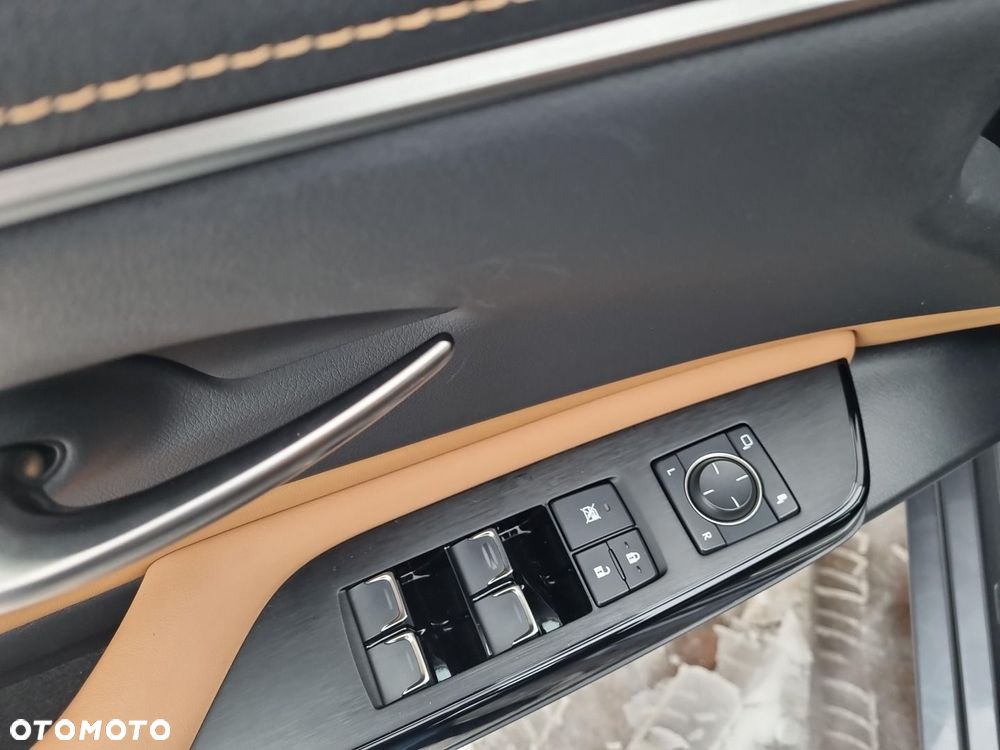 Lexus ES 300h Business Edition - 21