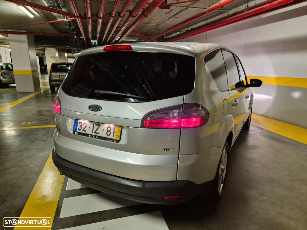 Ford S-Max 2.0 TDCi Titanium 7L - 11