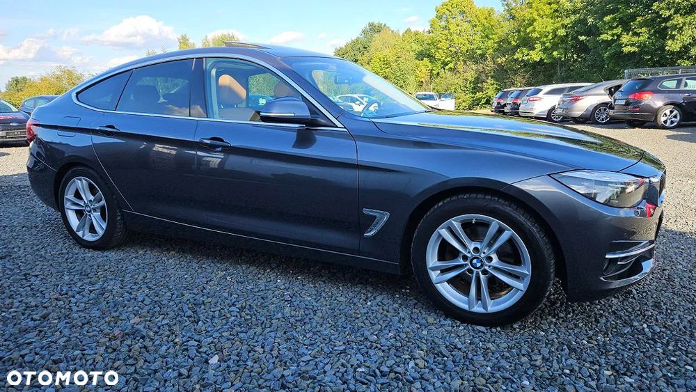 BMW 3GT 320d Luxury Line - 8