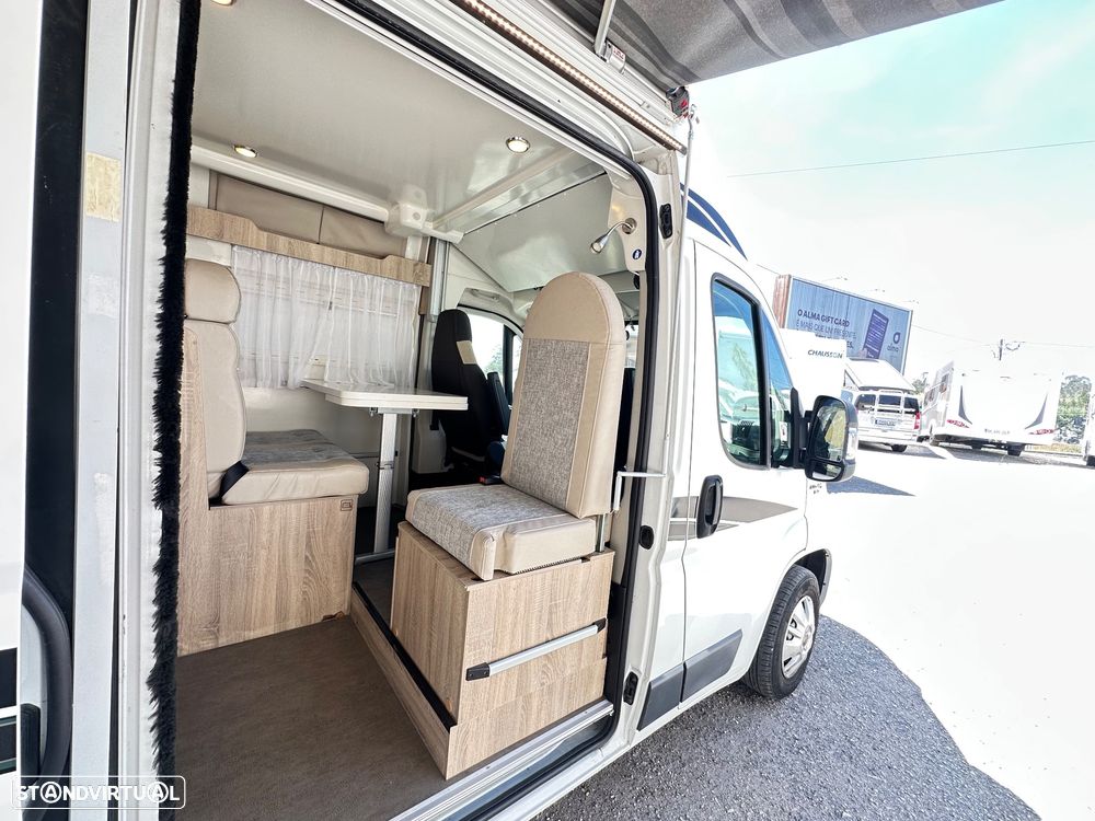 Font Vendôme Auto Camp XL - 8