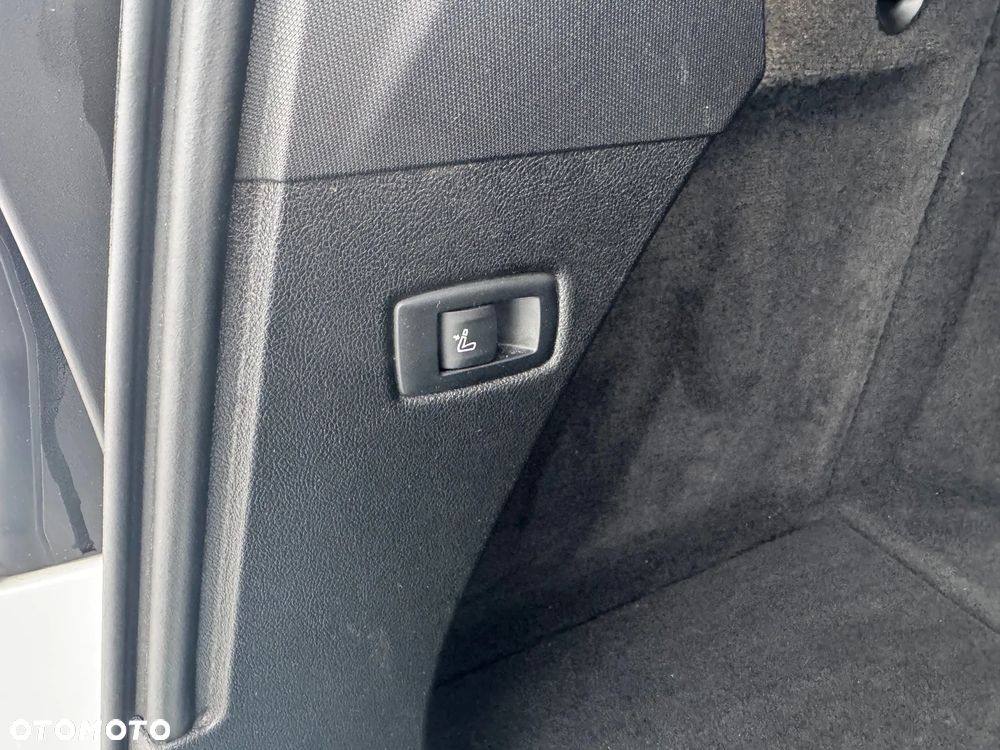 BMW Seria 5 530i xDrive mHEV M Sport sport - 31