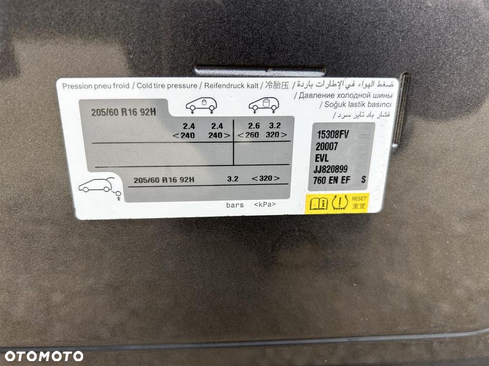 Citroën Berlingo M PureTech 110 SHINE - 28