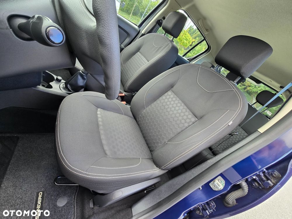 Dacia Sandero - 9