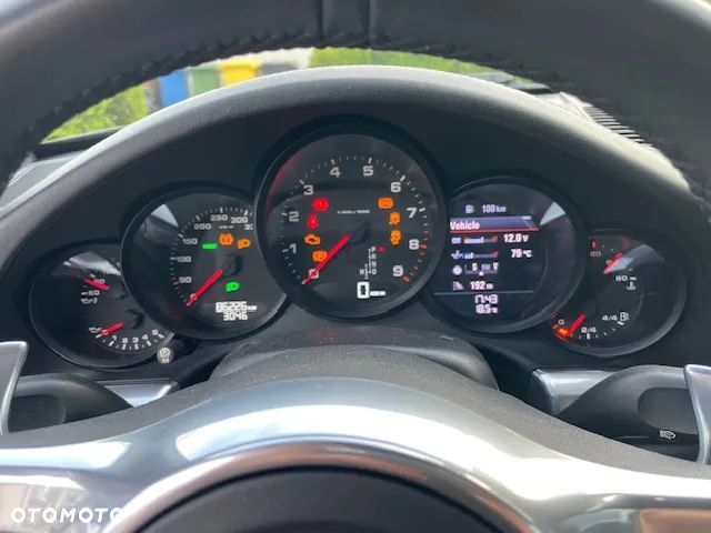 Porsche 911 Carrera PDK - 12