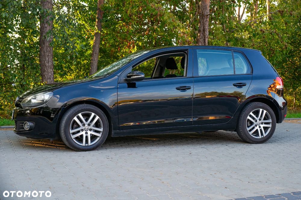 Volkswagen Golf VI 1.6 Comfortline - 19
