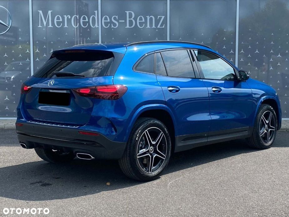 Mercedes-Benz GLA 200 AMG Line - 6