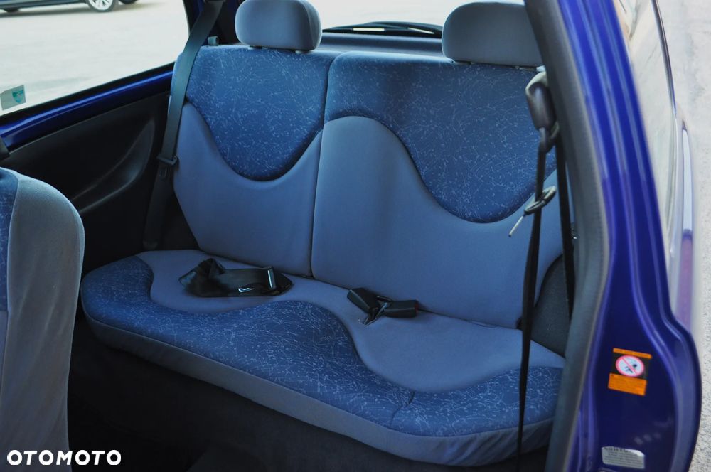 Nissan Micra 1.0 Comfort - 27