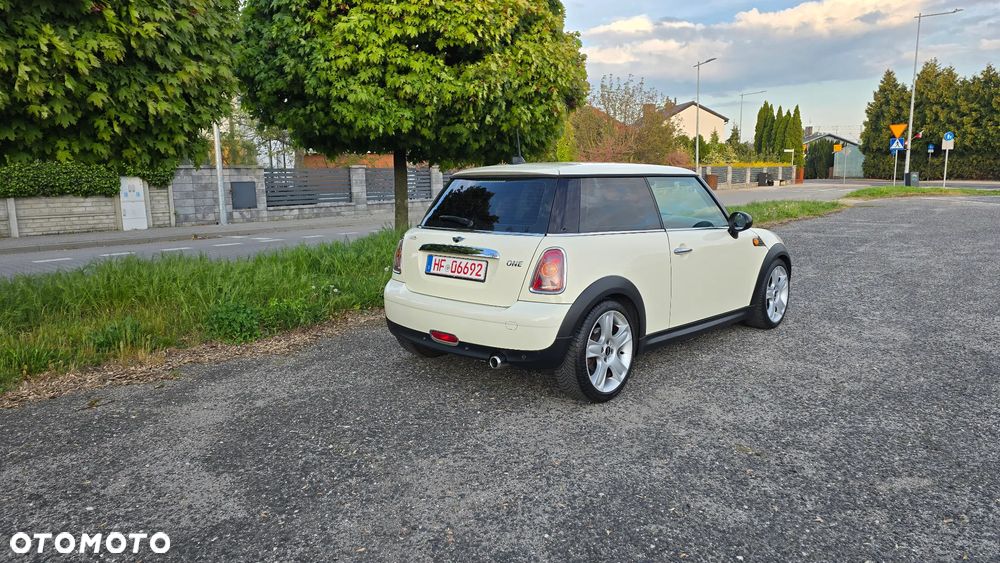 MINI ONE - 38