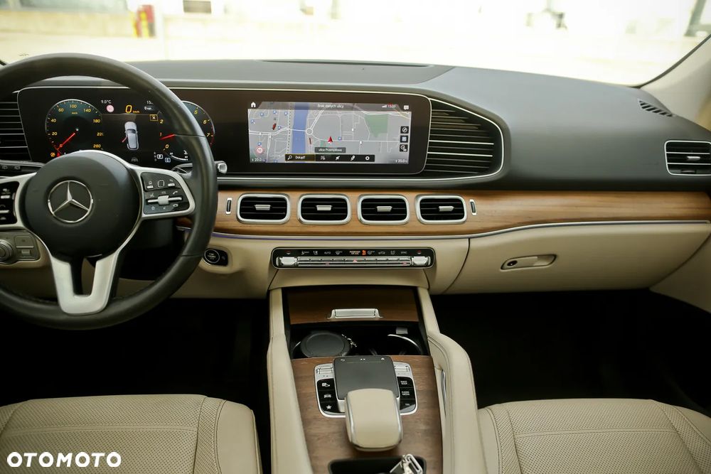 Mercedes-Benz GLE - 27