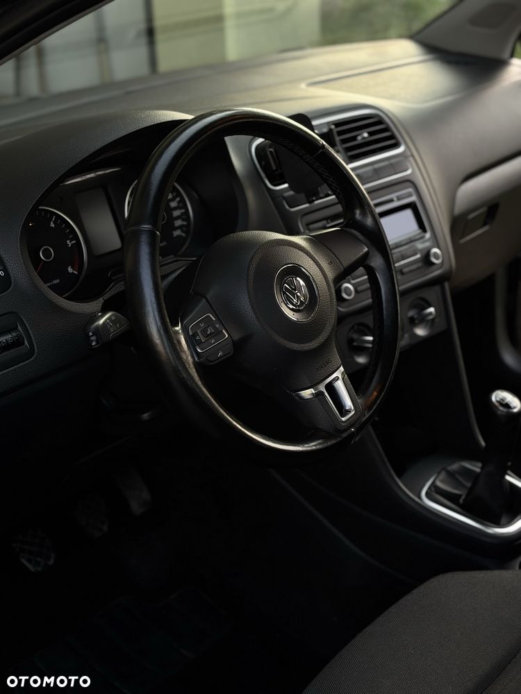 Volkswagen Polo - 7
