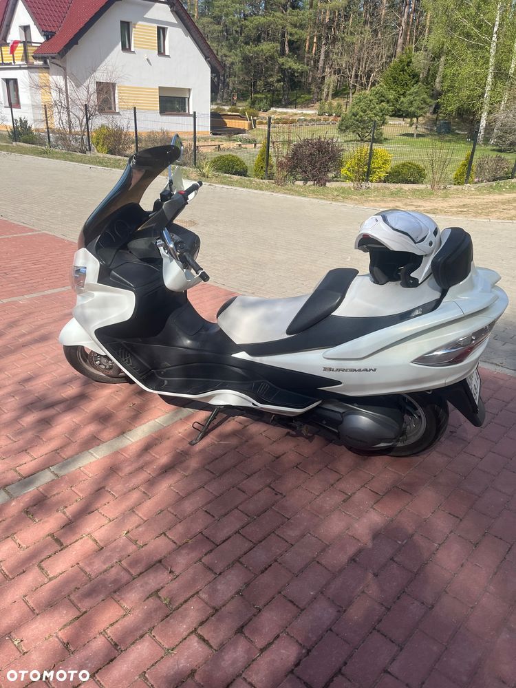Suzuki Burgman - 3