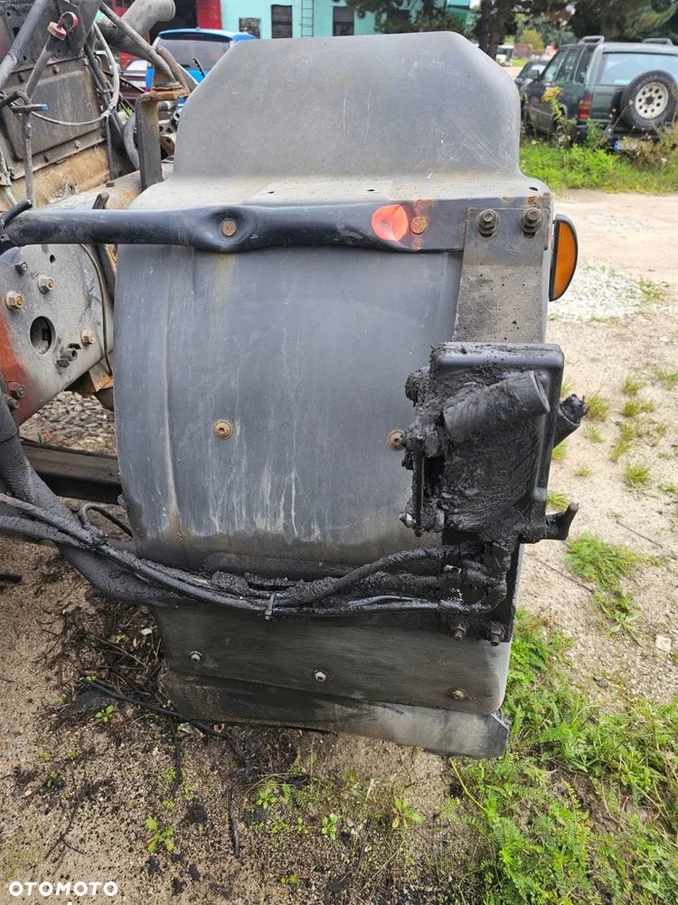 NADKOLE ZAKOLE PRAWE BŁOTNIK CHLAPACZ PRAWY RENAULT MIDLUM DCI FELGI 19.5 - 3