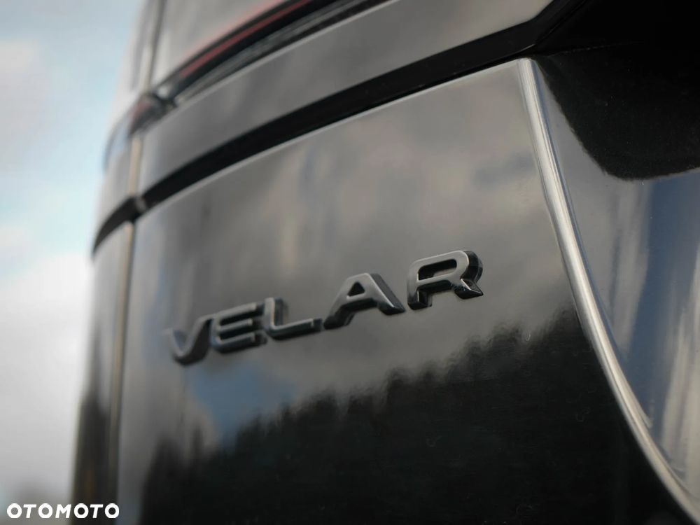 Land Rover Range Rover Velar 2.0 D200 mHEV Dynamic SE - 11