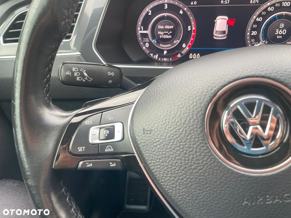 Volkswagen Tiguan - 29