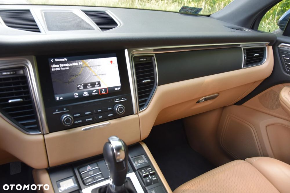 Porsche Macan Standard - 23