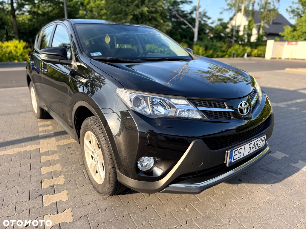 Toyota RAV4 - 6