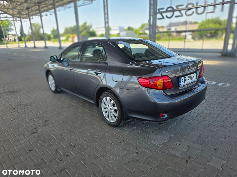Toyota Corolla 1.6 Luna Start - 2