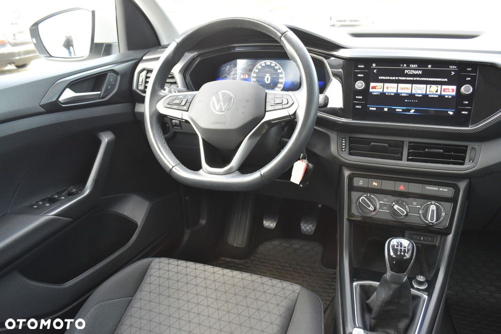 Volkswagen T-Cross - 11